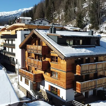 Arlhome - Zuhause Am Arlberg 公寓式酒店